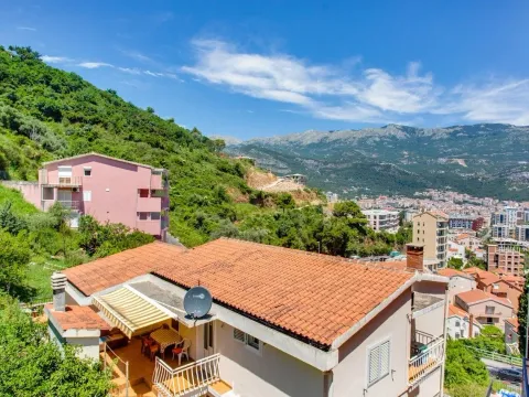 Sale, two bedroom apartment, 82m², Budva, Crna Gora - image 15
