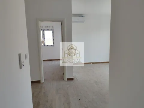 Prodaja, poslovni prostor, 39m², Surčin, Beograd - image 4