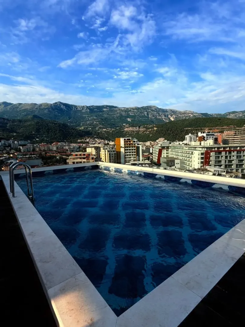 Sale, three bedroom apartment, 326m², Gospoština, Budva