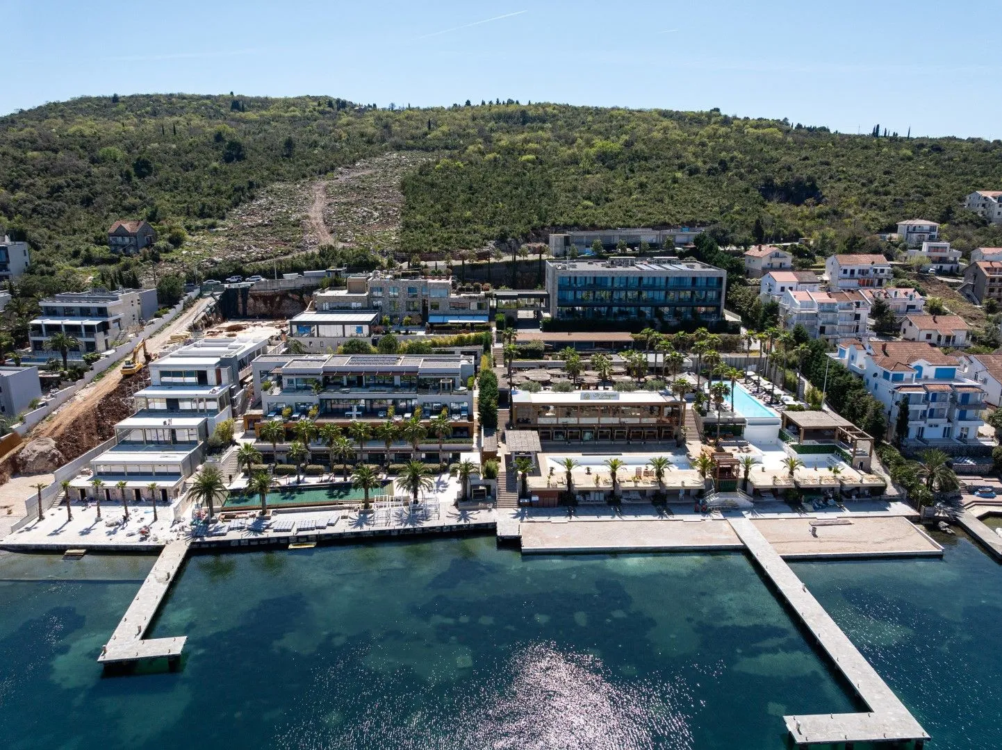 Prodaja, stan, 713m², Đuraševići, Tivat