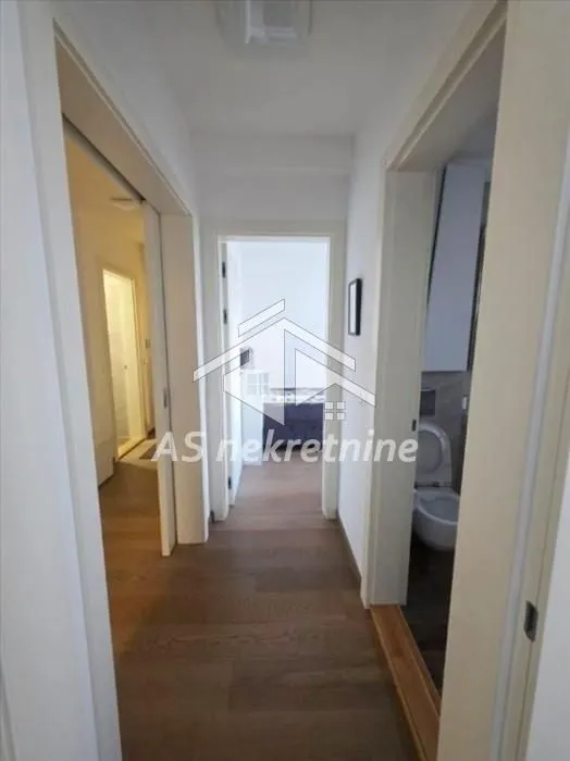Rent, four bedroom apartment, 80m², Tašmajdan, Palilula Sve Podlokacije