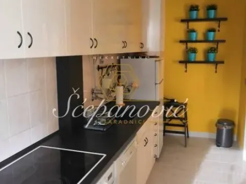 Izdavanje, dvosoban stan, 64m², Centar, Novi Sad - image 5