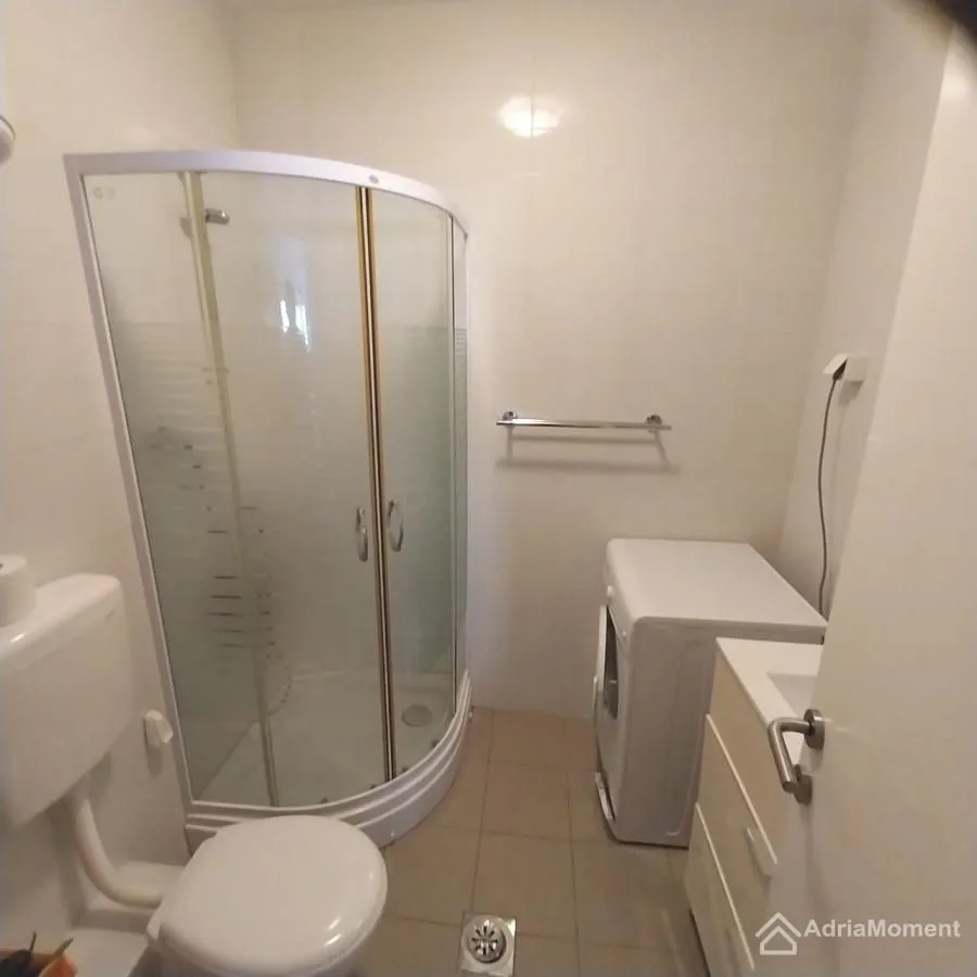 Prodaja, dvosoban stan, 82m², Muo, Kotor
