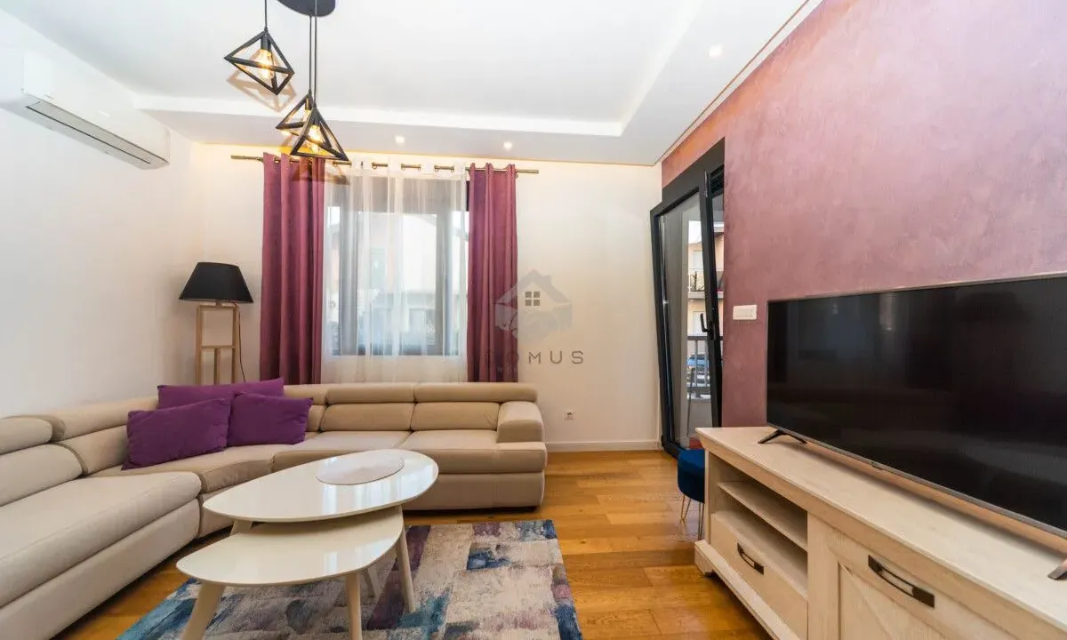 Rent, two bedroom apartment, 65m², Blok 9, Podgorica