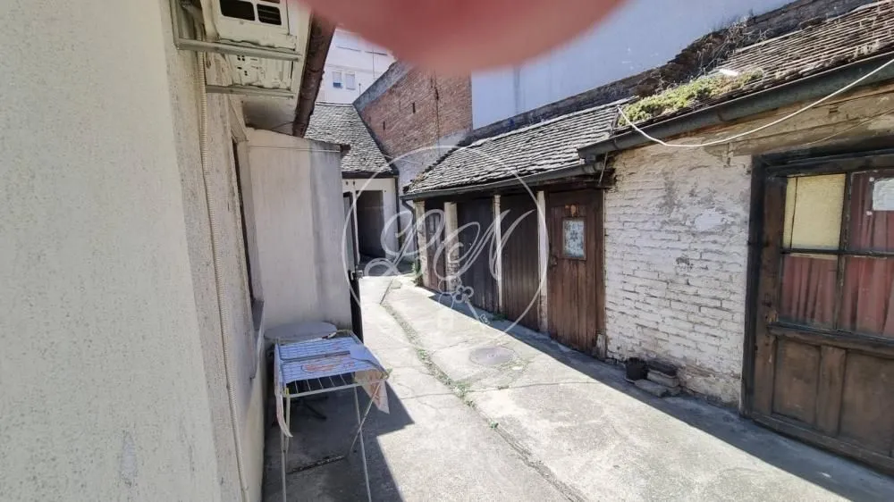 Prodaja, jednosoban stan, 26m², Zemun Centar, Zemun Sve Podlokacije
