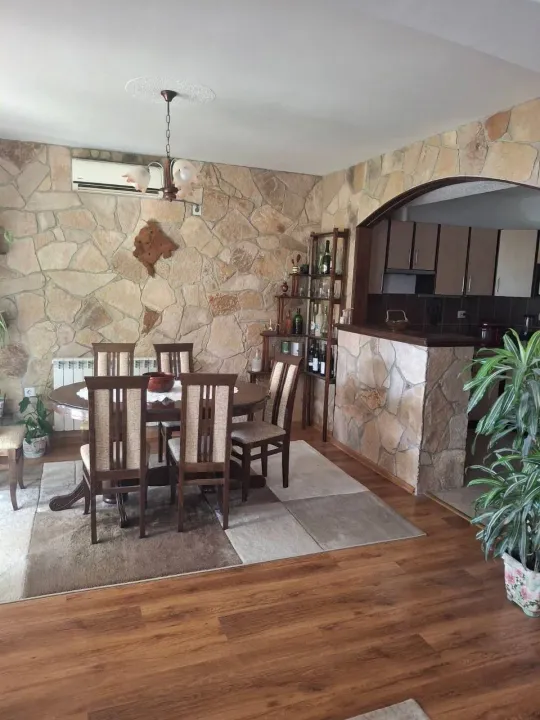 Prodaja, kuća, 261m², Igalo, Herceg Novi