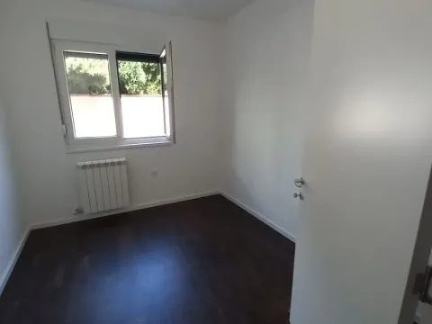 Izdavanje, stan, 40m², Vračar Sve Podlokacije, Beograd - image 2