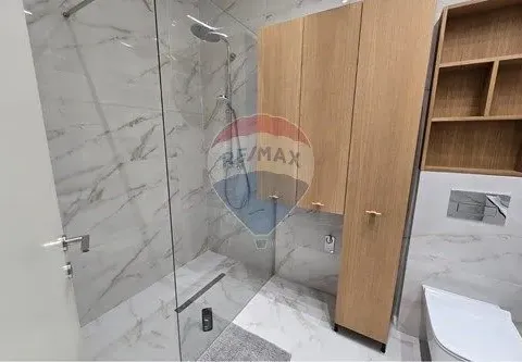 Izdavanje, trosoban stan, 140m², Kruševac, Podgorica - image 32