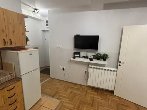 Prodaja, jednosoban stan, 25m², Centar, Novi Sad - image 3