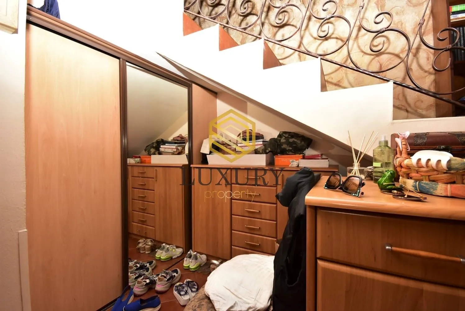 Prodaja, trosoban stan, 155m², Gorica C, Podgorica