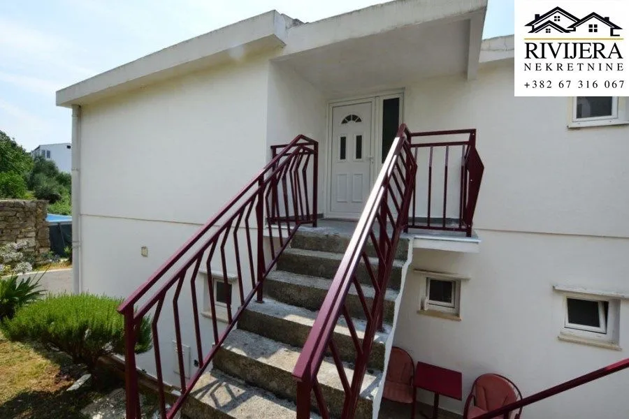 Prodaja, kuća, 290m², Herceg Novi, Crna Gora