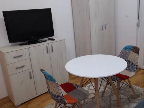 Izdavanje, stan, 27m², Tuški Put, Podgorica - image 5