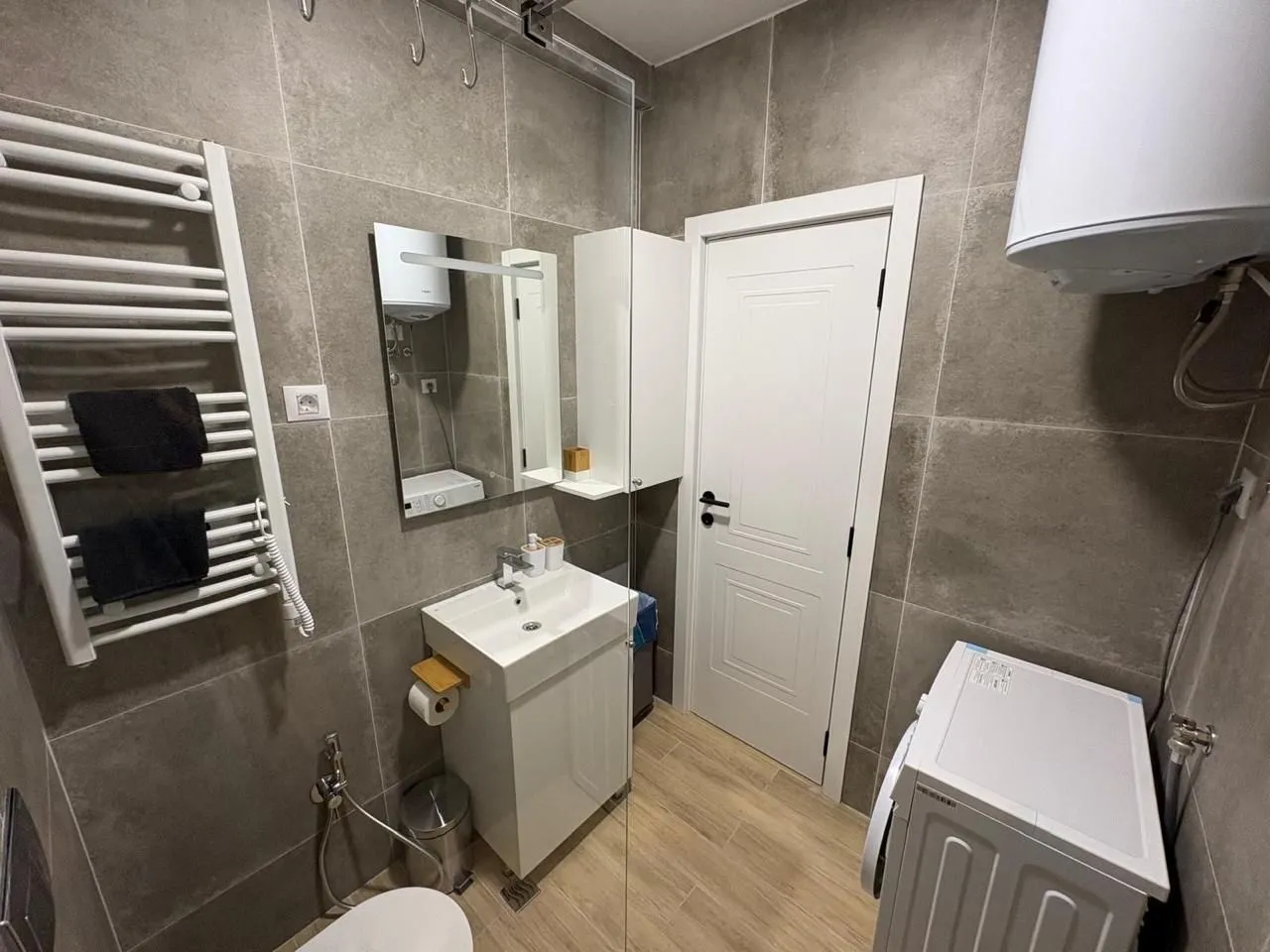 Izdavanje, jednosoban stan, 38m², Zabjelo, Podgorica
