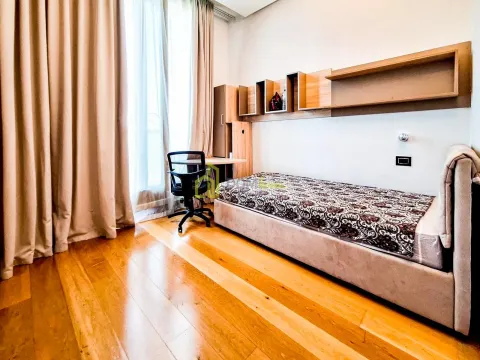 Izdavanje, dvosoban stan, 106m², Kruševac, Podgorica - image 14