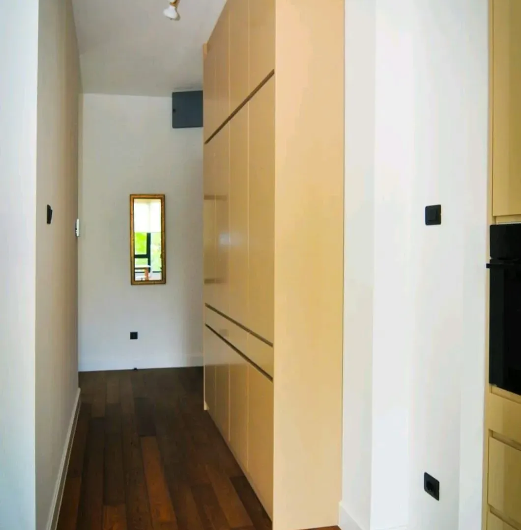 Prodaja, dvosoban stan, 80m², Tivat, Crna Gora