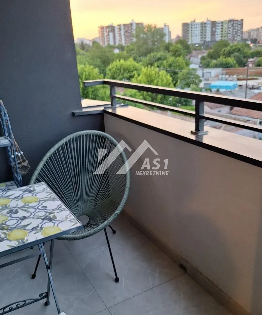 Izdavanje, dvosoban stan, 43m², Liman 2, Novi Sad Sve Podlokacije
