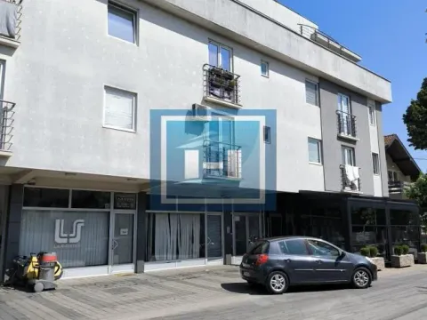 Sale, one bedroom apartment, 35m², Ćuprija, Srbija - image 9