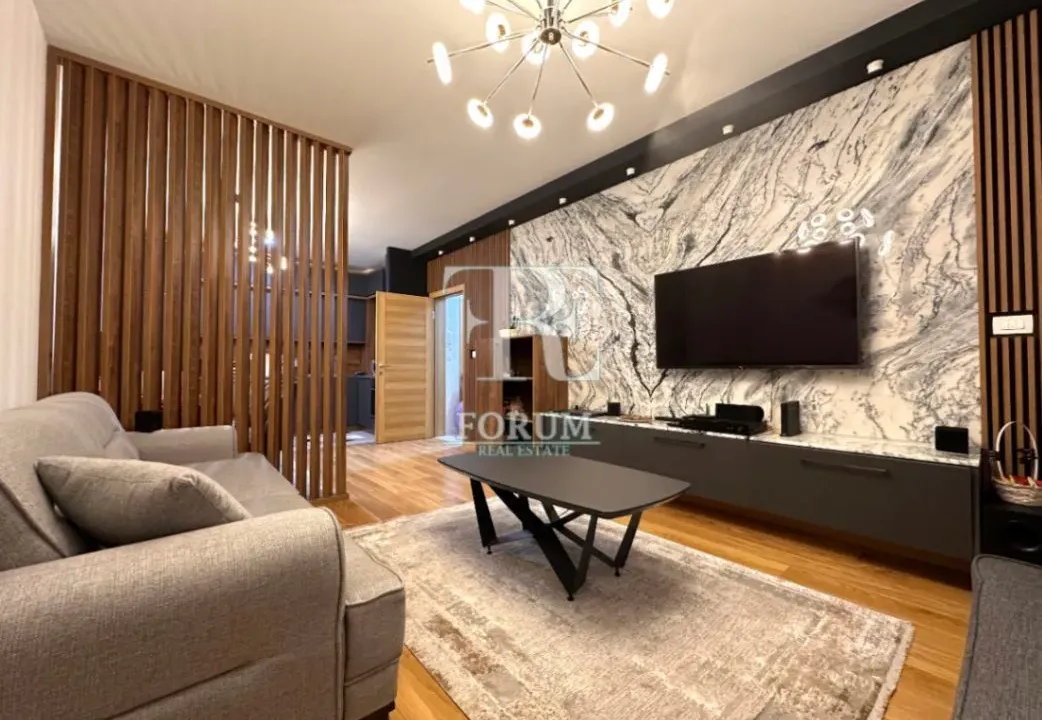 Izdavanje, dvosoban stan, 71m², New City, Podgorica