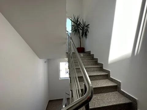 Rent, two bedroom apartment, 55m², Golubovina, Budva - image 12