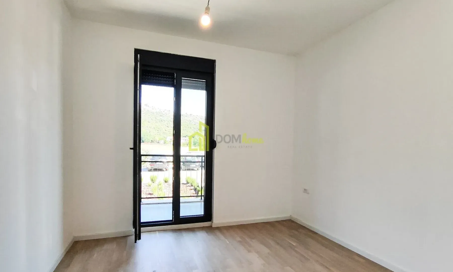 Prodaja, jednosoban stan, 39m², Tološi, Podgorica