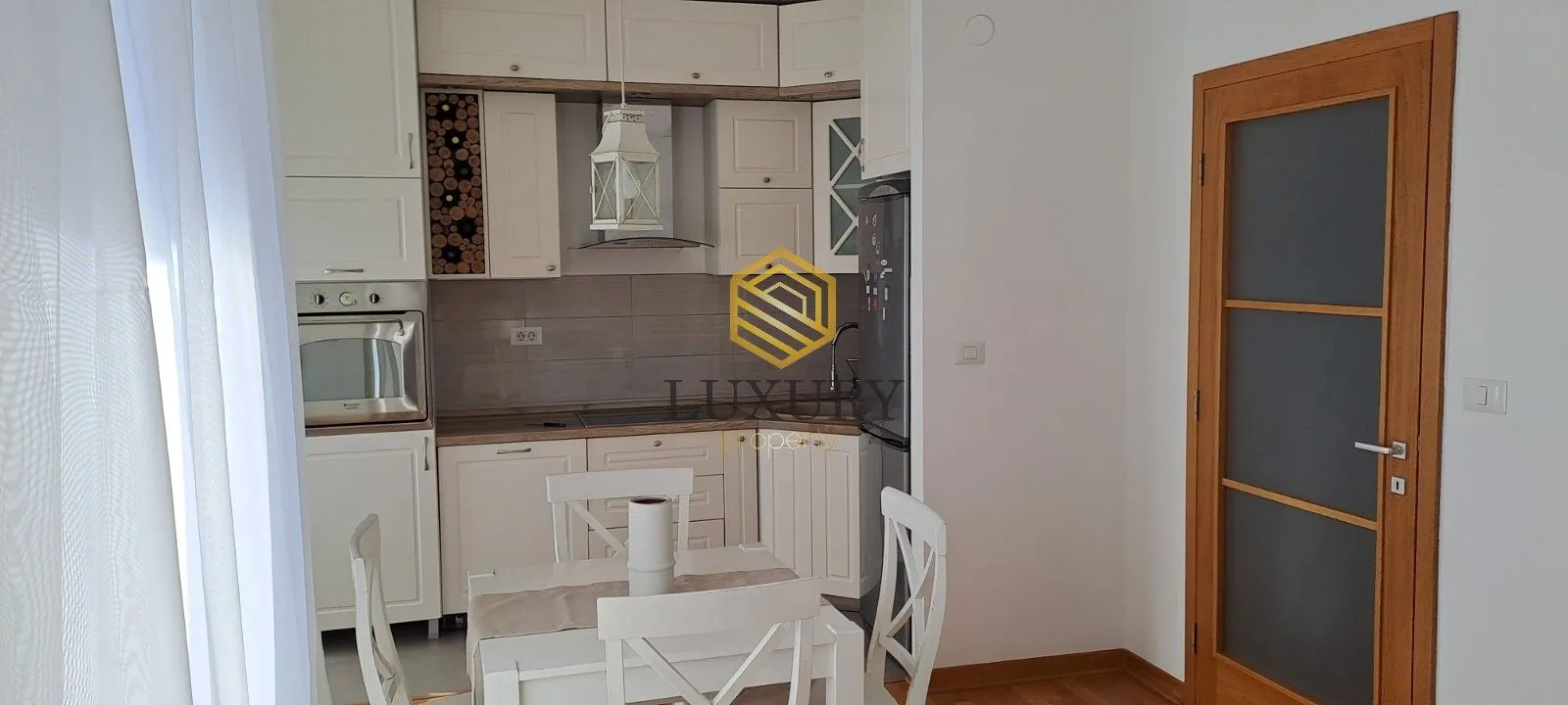 Izdavanje, jednosoban stan, 50m², City Kvart, Podgorica