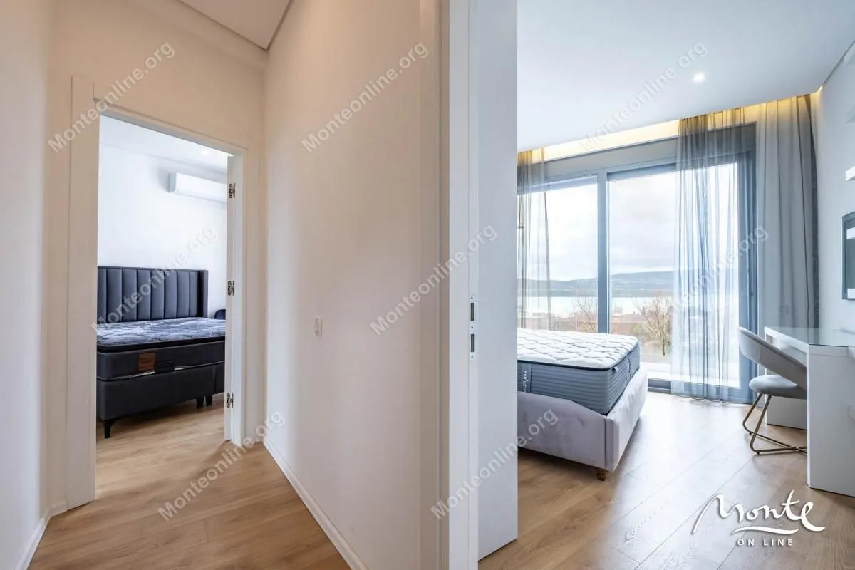 Prodaja, dvosoban stan, 76m², Tivat, Crna Gora