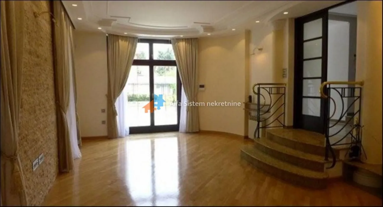 Rent, house, 300m², Voždovac Sve Podlokacije, Beograd