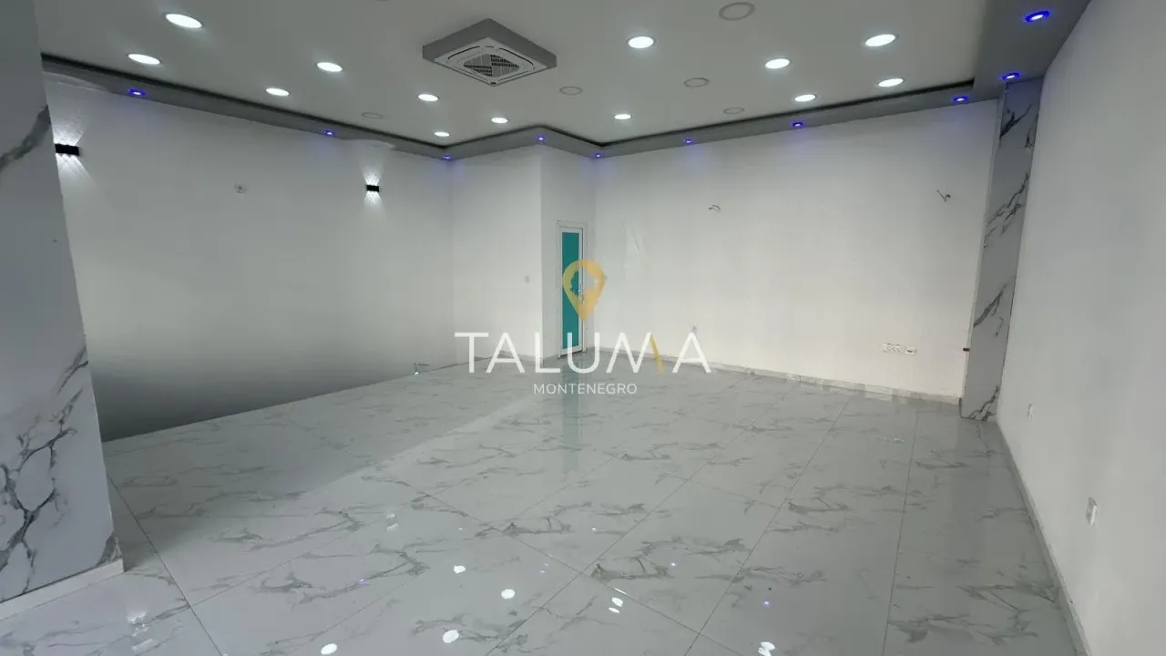 Rent, office space, 115m², Stari Aerodrom, Podgorica