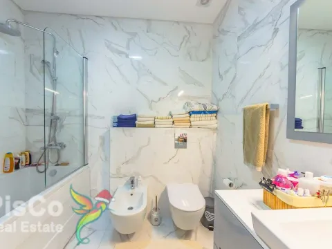 Izdavanje, trosoban stan, 110m², Centar, Podgorica - image 10