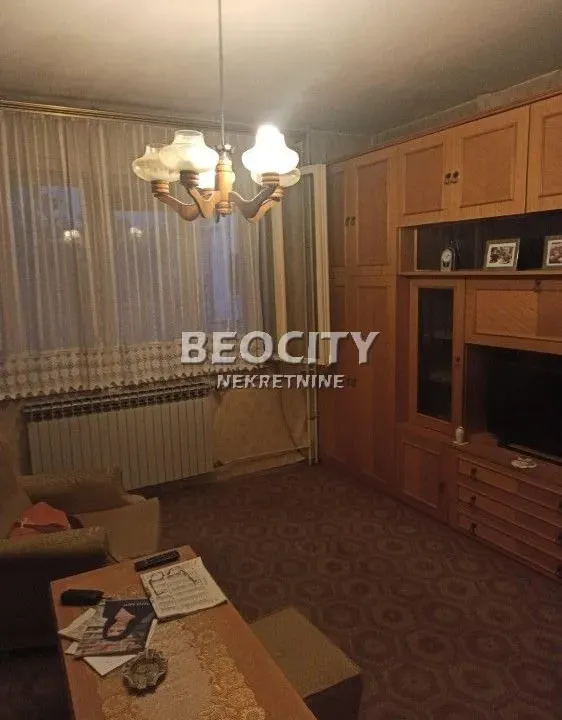 Prodaja, kuća, 134m², Novi Grad, Subotica