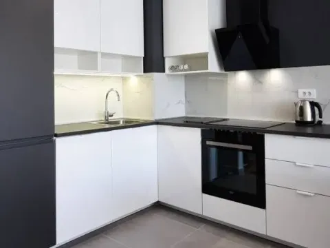 Izdavanje, dvosoban stan, 56m², Novi Beograd Blok 65, Novi Beograd Sve Podlokacije - image 2