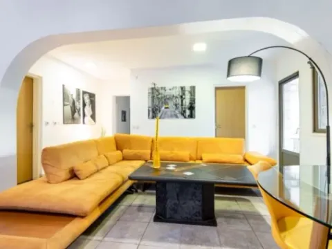 Rent, house, 600m², Dobre Vode, Bar - image 3