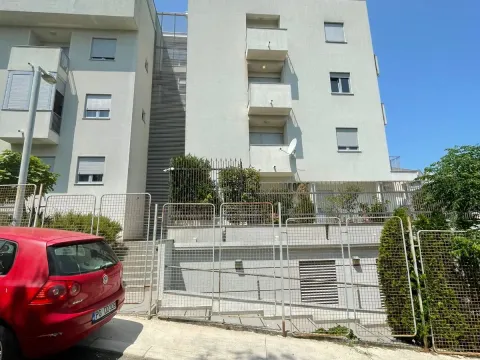 Izdavanje, jednosoban stan, 49m², Zagorič, Podgorica - image 7