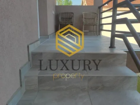 Izdavanje, dvosoban stan, 57m², Gornja Gorica, Podgorica - image 10