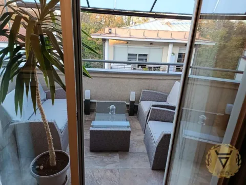 Izdavanje, trosoban stan, 68m², Čukarica, Beograd - image 21