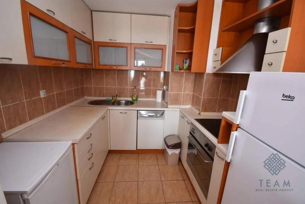 Prodaja, četvorosoban stan, 90m², Bijela, Herceg Novi