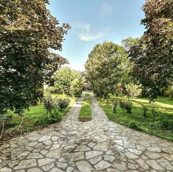 Prodaja, kuća, 250m², Podgorica, Crna Gora