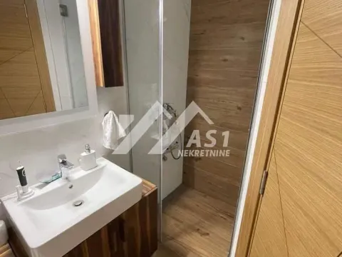 Izdavanje, stan, 27m², Grbavica, Novi Sad Sve Podlokacije - image 7