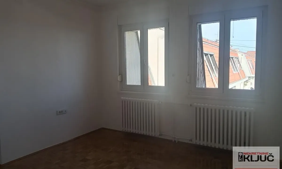 Prodaja, dvosoban stan, 62m², Sajmište, Novi Sad