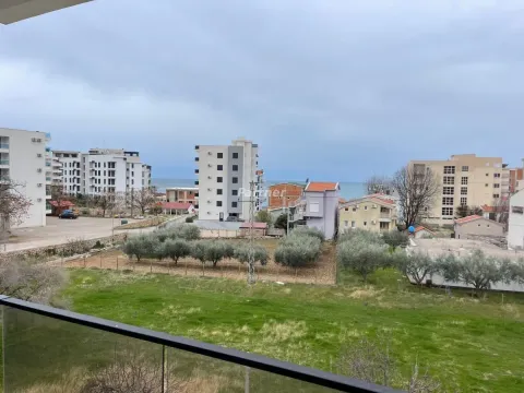 Sale, three bedroom apartment, 113m², Dobre Vode, Bar