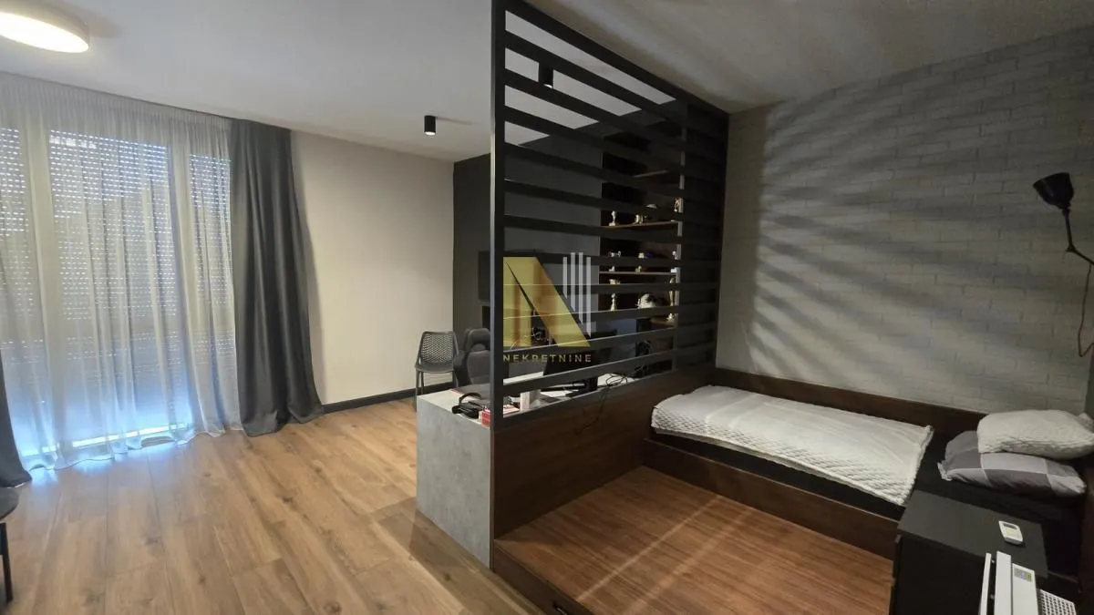Prodaja, kuća, 183m², Veternička rampa, Novi Sad Sve Podlokacije