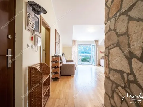 Prodaja, dvosoban stan, 83m², Prčanj, Kotor - image 15