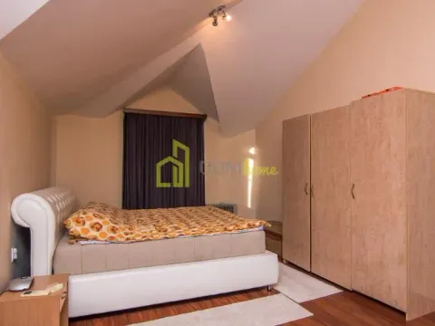 Rent, house, 200m², Donja Gorica, Podgorica - image 3