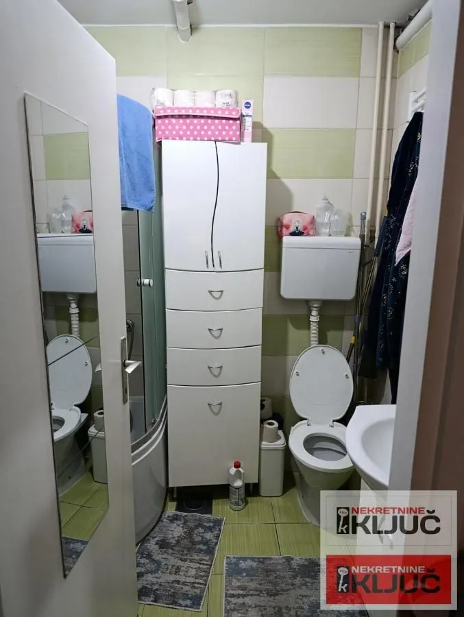 Prodaja, dvosoban stan, 50m², Avijatičarsko naselje, Novi Sad Sve Podlokacije