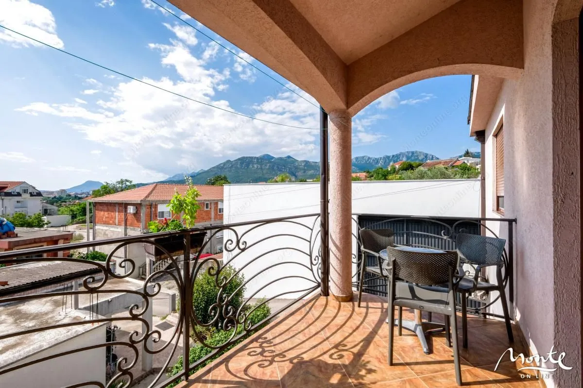 Sale, house, 280m², Bar, Crna Gora