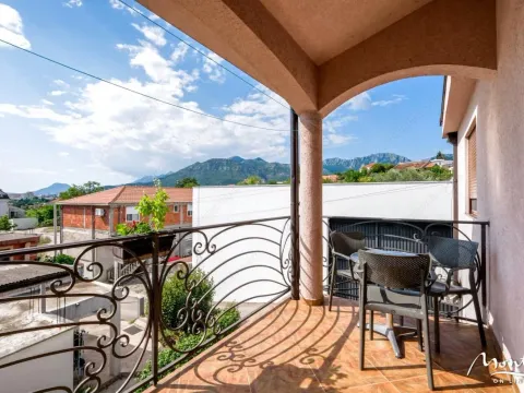 Prodaja, kuća, 280m², Bar, Crna Gora - image 33