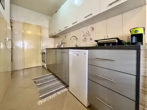 Prodaja, trosoban stan, 79m², Seljanovo, Tivat - image 1