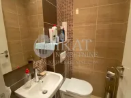 Izdavanje, trosoban stan, 95m², Savski Venac, Beograd - image 16