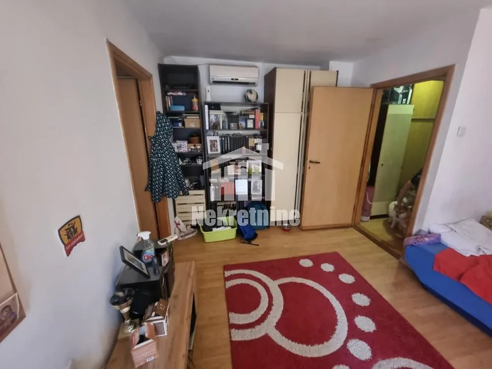 Prodaja, trosoban stan, 20m², Zemun Sve Podlokacije, Beograd