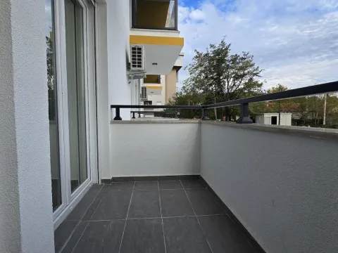 Izdavanje, stan, 44m², Pobrežje, Podgorica - image 6